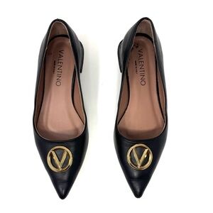 Valentino Flora Logo Buckle Pointed Toe Flat Sz 7